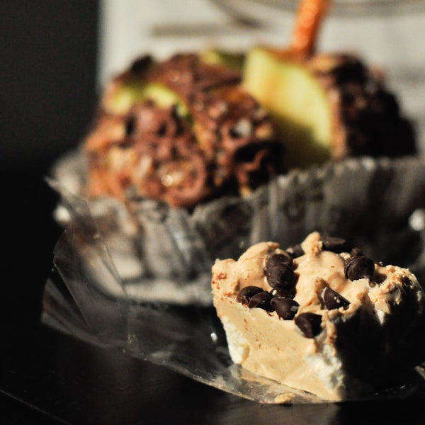Avalanche Bark is Lurve. Caramel apples remind us of coney island.