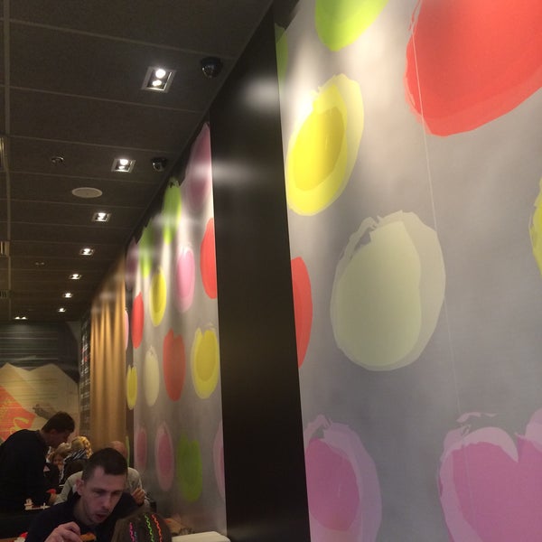 Photo taken at McDonald&#39;s by Yaroslava L. on 10/25/2015