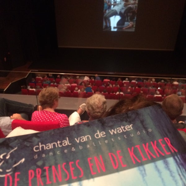 Photo taken at Markant Uden - Podium voor theater &amp; evenementen by Benito van Dijk on 6/26/2015