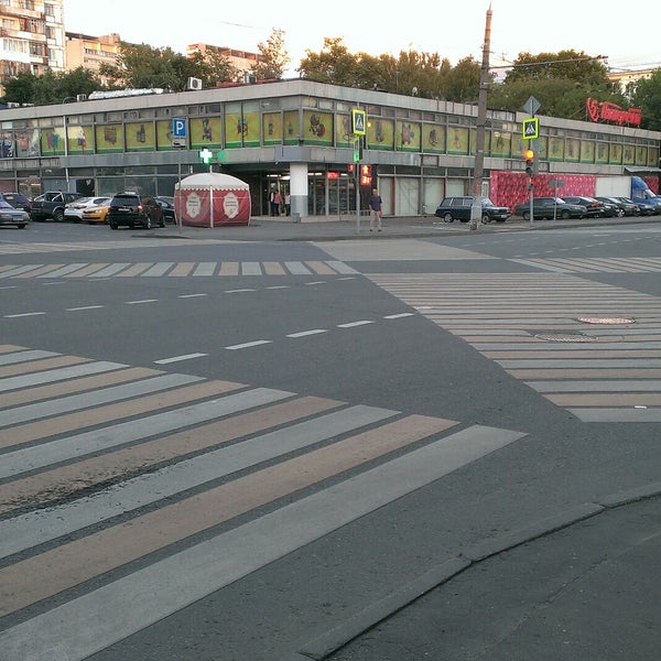 Перекрёсток, ставрополь, улица доваторцев. Лемана про ул металлургов. Перестрелка на папина липецк. Лемана про ул металлургов. Лемана про ул металлургов.
