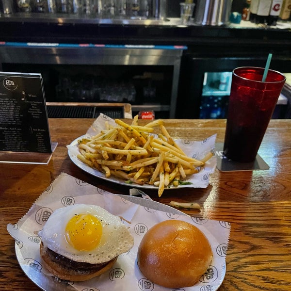 Foto scattata a Black Iron Burger da ماجد il 3/11/2023