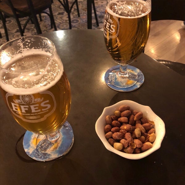 Das Foto wurde bei Şişman Efes Pub von Billy Kimber😈 am 8/4/2019 aufgenommen