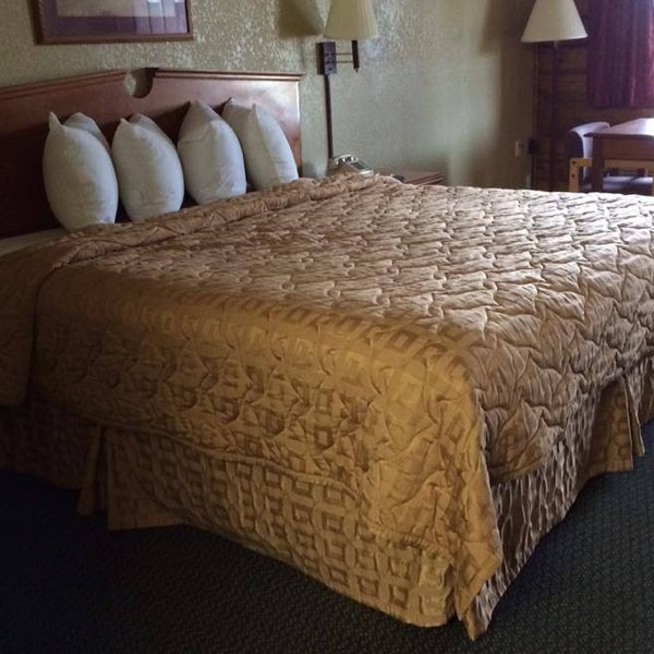 Photos At Log Cabin Inn Bay Minette 2 Tips From 28 Visitors