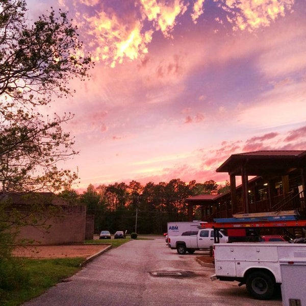 Photos At Log Cabin Inn Bay Minette 2 Tips From 28 Visitors