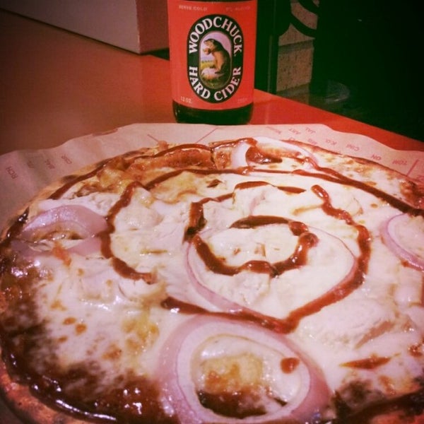 Photo taken at Mod Pizza by Snow W. on 3/23/2014