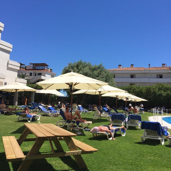6/23/2016 tarihinde Vincent B.ziyaretçi tarafından Hotel Meliá Sitges'de çekilen fotoğraf
