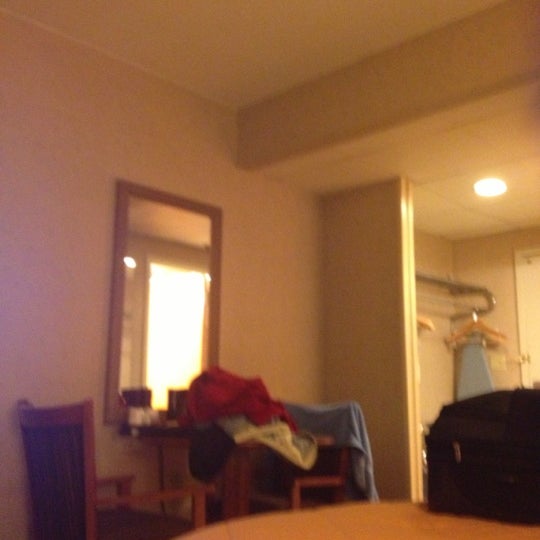 Photos At Comfort Inn Dulles International Airport 200 Elden St