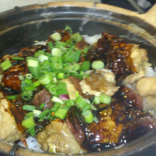 世纪砂锅鸡饭 - Asian Restaurant