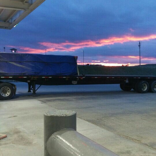 East Gate Travel Plaza Fuel Station in Evansville