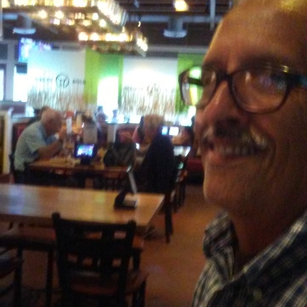 Photo taken at Chili&#39;s Grill &amp; Bar by Carolyn R. on 9/7/2017