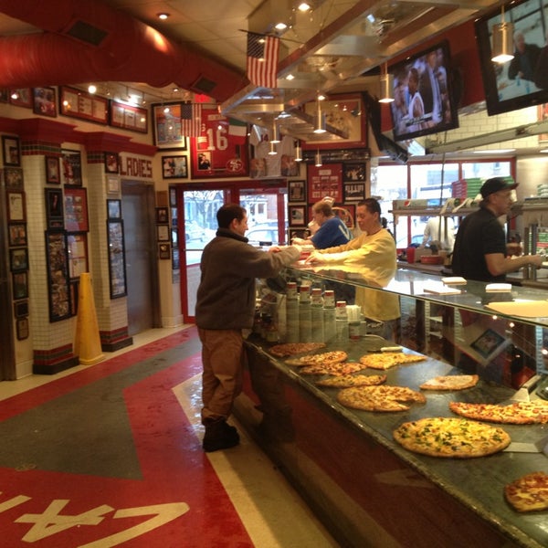 La Nova Pizzeria West Side 25 tips