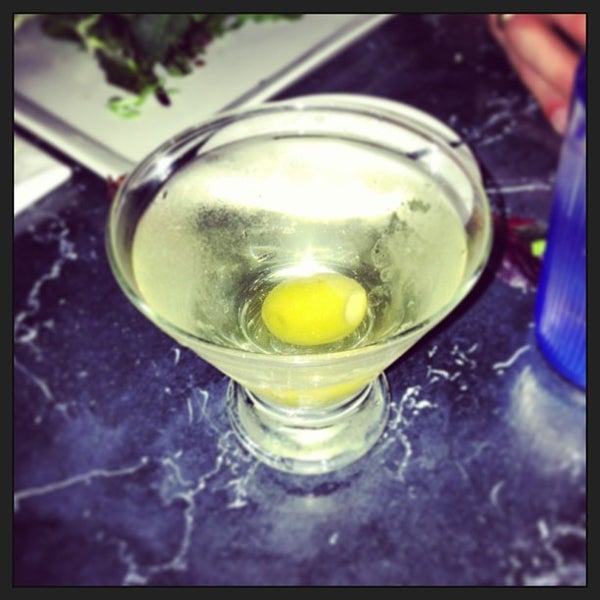 3/16/2013にCasey J.がSimone Martini Bar &amp; Cafeで撮った写真