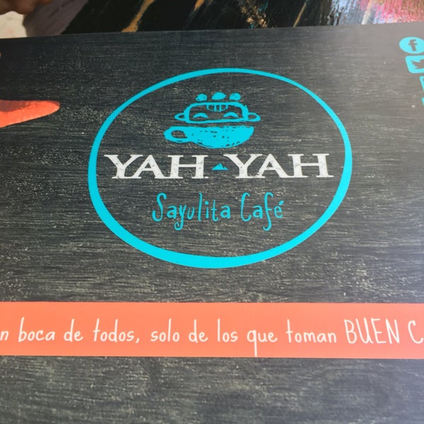 Foto diambil di Yah-Yah Sayulita Coffee Shop oleh Trevor G. pada 6/5/2016