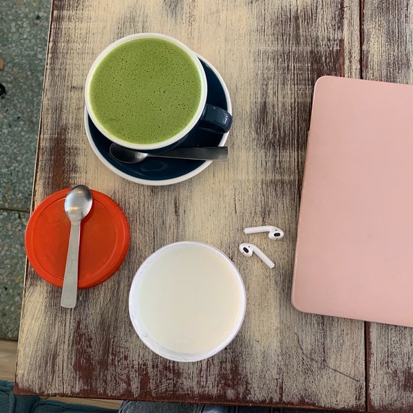 4/24/2019 tarihinde Arina T.ziyaretçi tarafından Dots Coffee'de çekilen fotoğraf