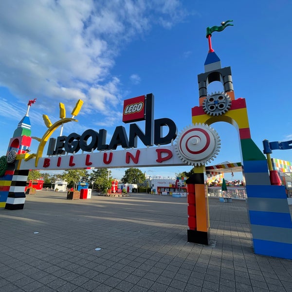 รูปภาพถ่ายที่ LEGOLAND Billund Resort โดย Chris B. เมื่อ 6/20/2022