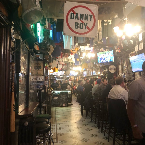 รูปภาพถ่ายที่ Foley&#39;s NY Pub &amp; Restaurant โดย Emily M. เมื่อ 8/23/2018