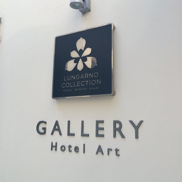 Das Foto wurde bei Gallery Hotel Art von Roadretro am 6/2/2015 aufgenommen