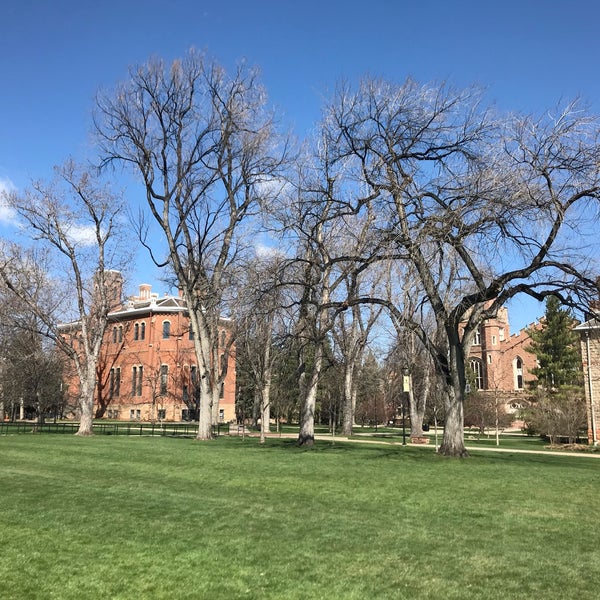 Foto tirada no(a) Universidade do Colorado em Boulder por Roadretro em 4/14/2018