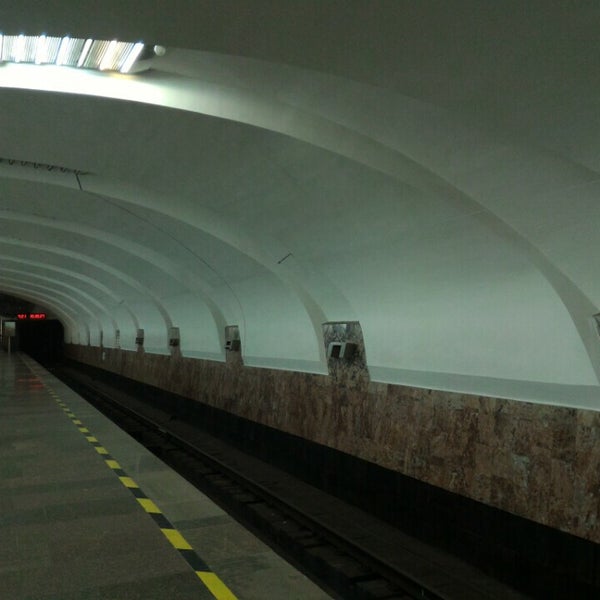 Магазин Метро Уралмаш
