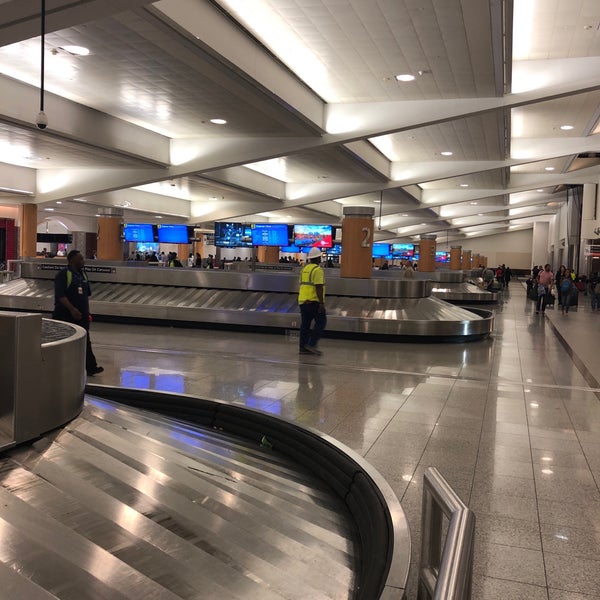 9/11/2018에 Rick G.님이 하츠필드 잭슨 애틀랜타 국제공항 (ATL)에서 찍은 사진