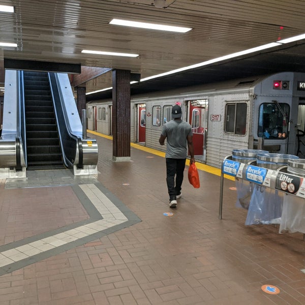 Photos at Kipling Subway Station Islington City Centre West 41 tips