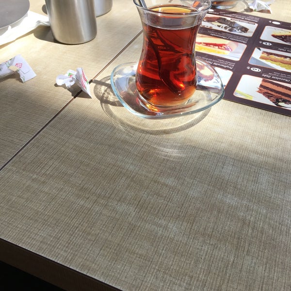 Photo taken at ŞATO Cafe by Gökhan G. on 5/1/2017