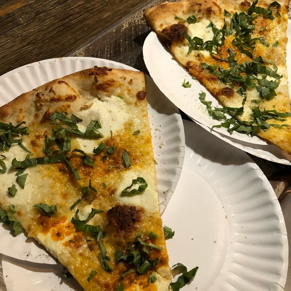 7/4/2018 tarihinde Global H.ziyaretçi tarafından Five Points Pizza'de çekilen fotoğraf