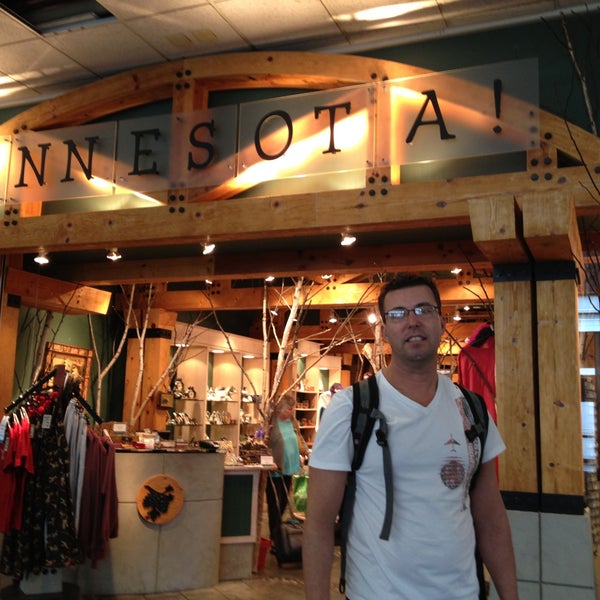 5/8/2013 tarihinde Marcelo B.ziyaretçi tarafından Minneapolis–Saint Paul International Airport (MSP)'de çekilen fotoğraf