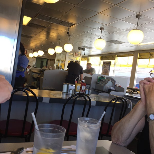 waffle house breakfast spot