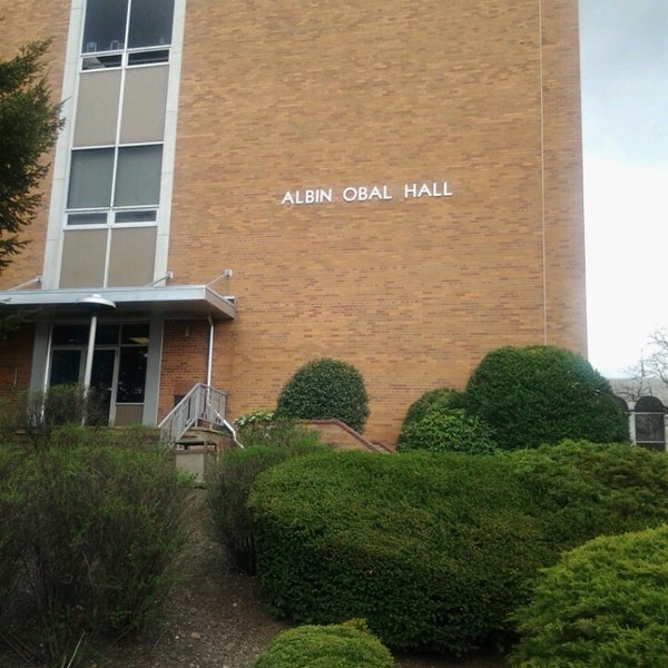 Obal Hall, Felician College, Lodi College Academic Building in Lodi