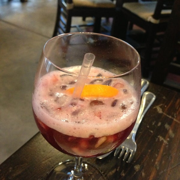 Fantastic sangria with a hint of cinnamon. Food is all organic and very tasty!