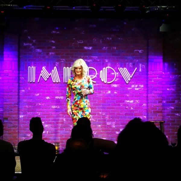 Photo taken at Hollywood Improv by Darragh D. on 10/22/2017