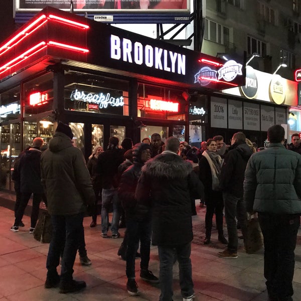 Foto tirada no(a) Brooklyn Burgers&amp;Steaks por Nadja N. em 12/14/2017