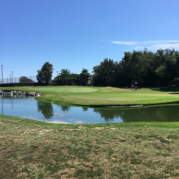 Foto scattata a Meadowlark Golf Course da D&#39;Andre B. il 7/28/2016
