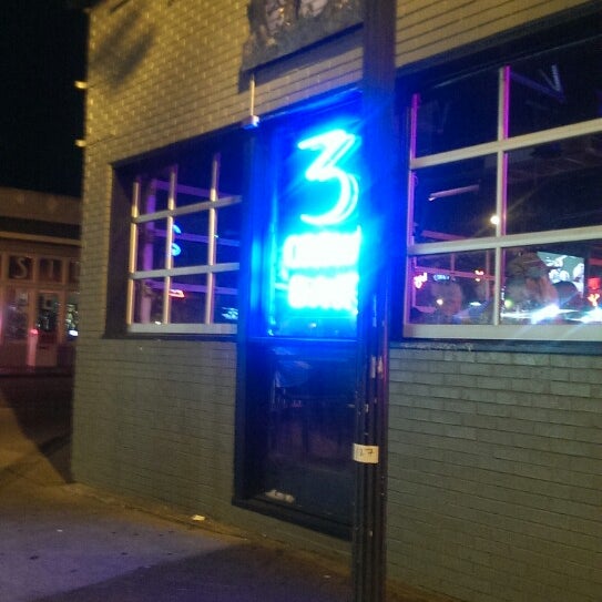 Photos at 3 Crow Bar Historic Edgefield 83 tips