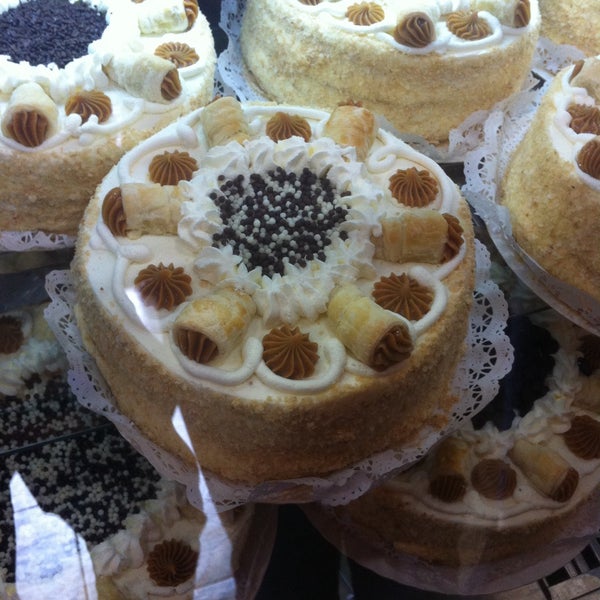 Fotos en Pasteleria El Parron Panadería en La Cisterna