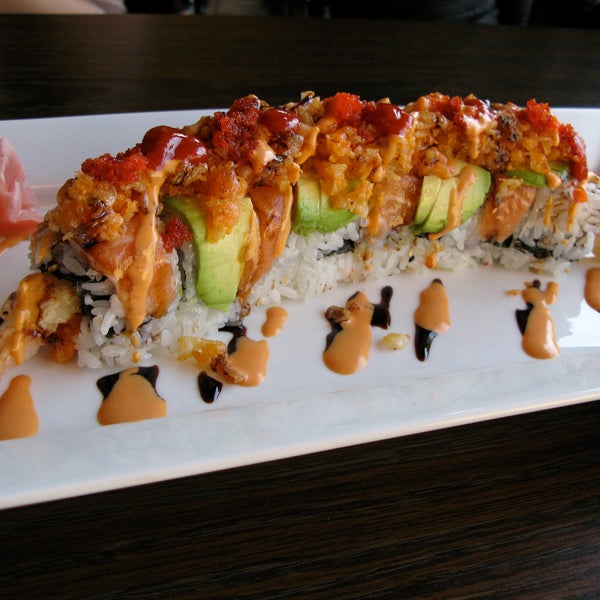 You have no regret once you try hot mess roll!! So good!