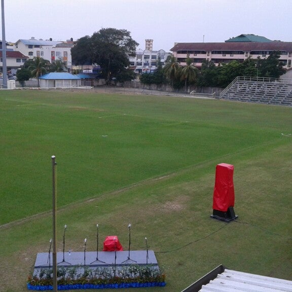 Photos At Stadium Hang Tuah A K A Kubu 2 Tips From 265 Visitors