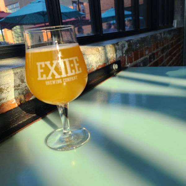 Foto diambil di Exile Brewing Co. oleh Brad A. pada 7/14/2022
