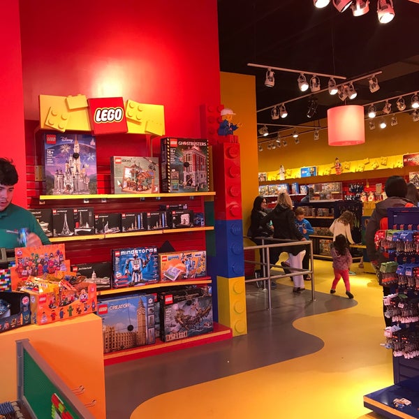 Photo taken at LEGOLAND Discovery Center Boston by Mnoo A. on 5/28/2018
