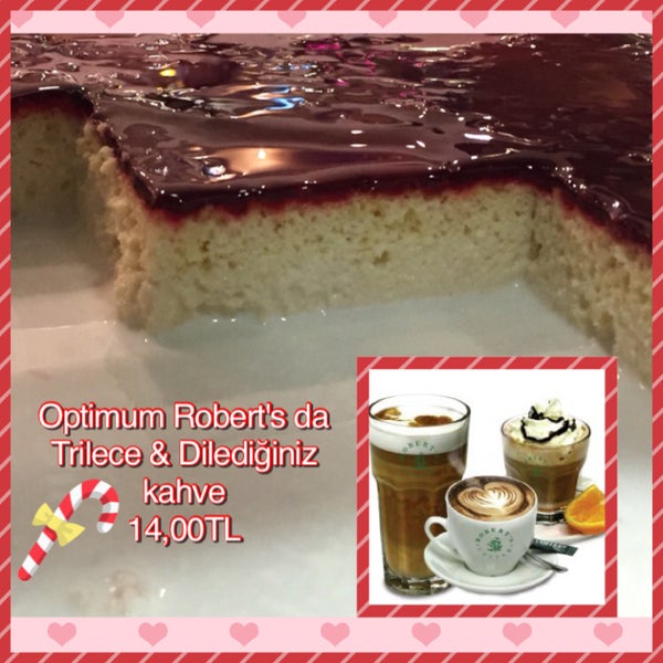Foto diambil di Robert&#39;s Coffee oleh ali pada 12/26/2014