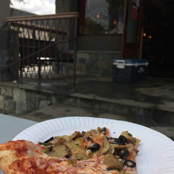 Church Street Pizza Pizzeria in Vienna