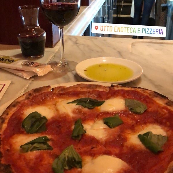 4/3/2019 tarihinde Joe R.ziyaretçi tarafından Otto Enoteca Pizzeria'de çekilen fotoğraf