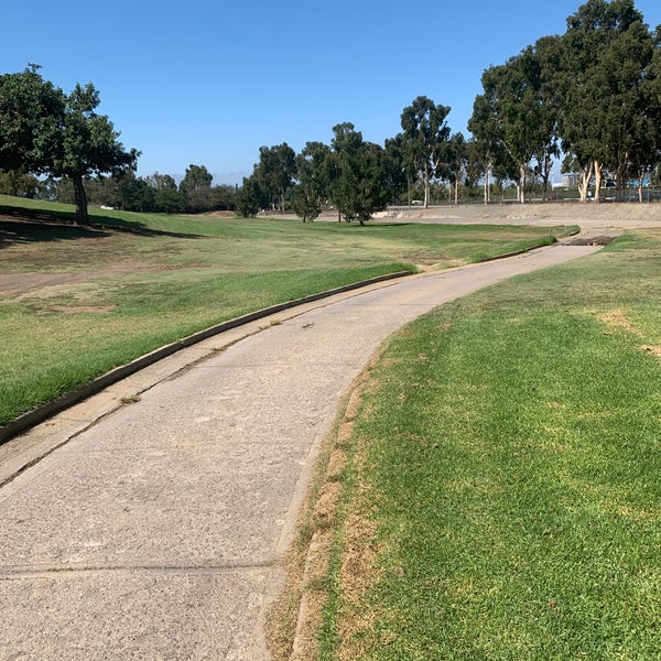 8/16/2019에 Roger H.님이 Rancho San Joaquin Golf Course에서 찍은 사진