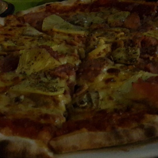 Foto tirada no(a) Farango Pizzeria por แฮ็คส์ ป. em 5/11/2014