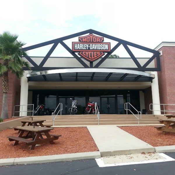 Foto tomada en Gainesville Harley-Davidson  por jimmy el 6/16/2013