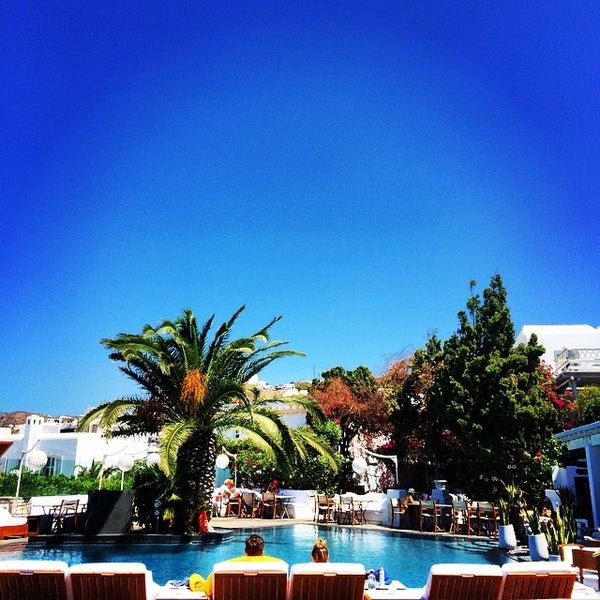 8/18/2014 tarihinde Brian K.ziyaretçi tarafından Belvedere Hotel Mykonos'de çekilen fotoğraf