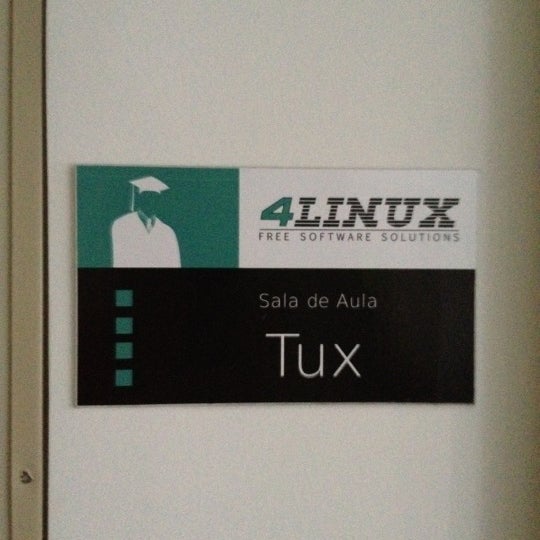Photo taken at 4Linux Free Software Solutions by Edigar H. on 12/8/2012
