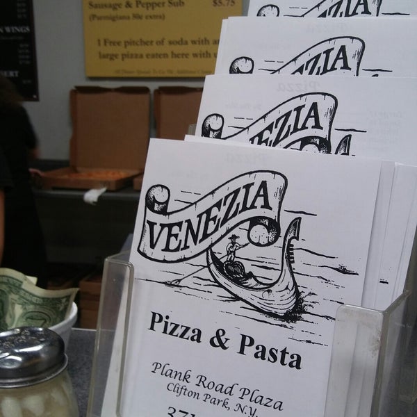 Venezia Pizza and Pasta Italian Restaurant in Clifton Park