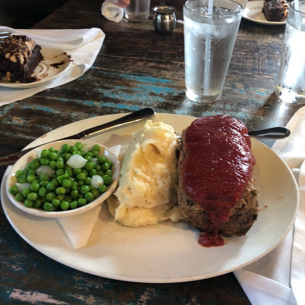Here is the stuffed meatloaf. It was delicious and really enough for three!!